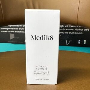 Medik8 Super C Ferulic Brightening Serum - White